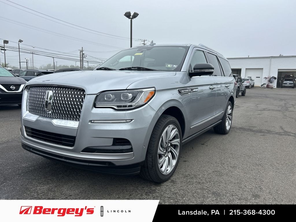 Certified 2022 Lincoln Navigator 3.5T 4WD Reserve w/ Luxury Pkg SUV