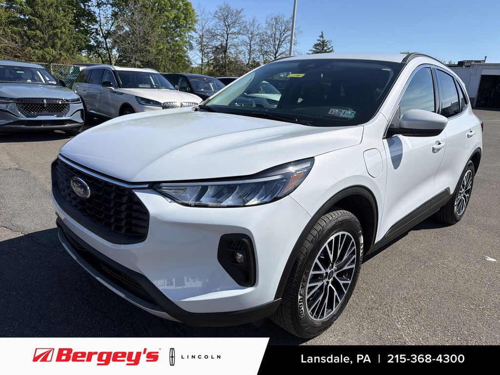 2025 Ford Escape Plug-in hybrid