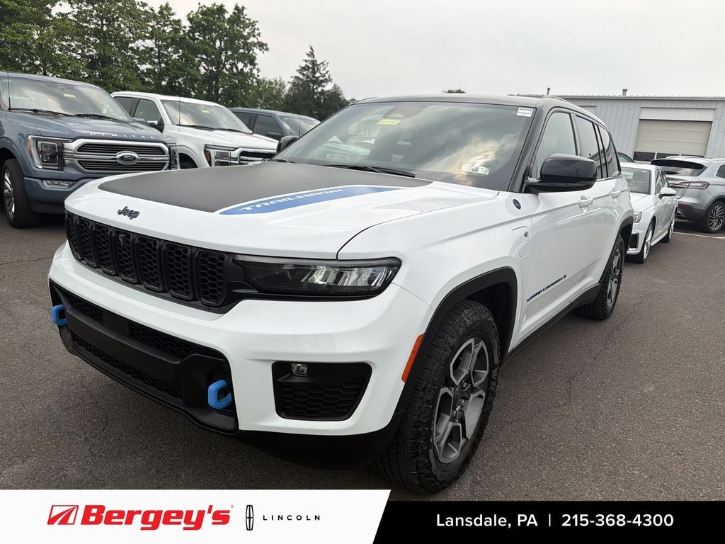 Used 2022 Jeep Grand Cherokee 4xe 2.0L 4WD Trailhawk w/ Luxury Tech Group III SUV