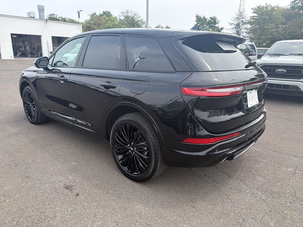 Certified 2024 Lincoln Corsair 2.0T AWD Premiere II w/ Jet Appearance Pkg SUV