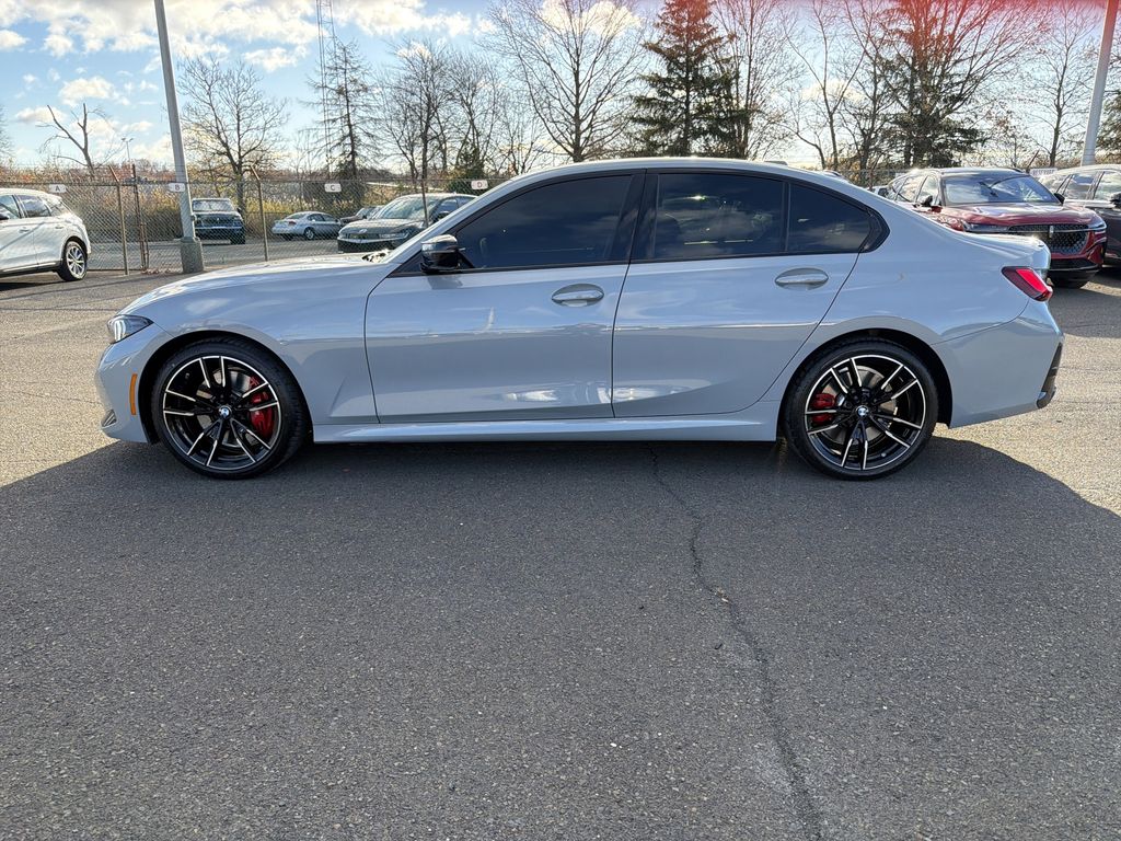 2023 Bmw M340i xDrive photo 2