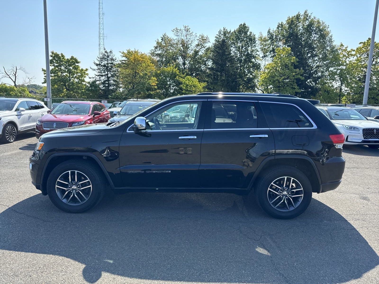 Used 2017 Jeep Grand Cherokee Limited with VIN 1C4RJFBG8HC734929 for sale in Lansdale, PA