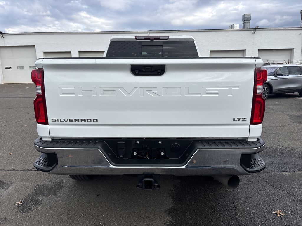 2021 Chevrolet Silverado 3500HD LTZ Z71 photo 3