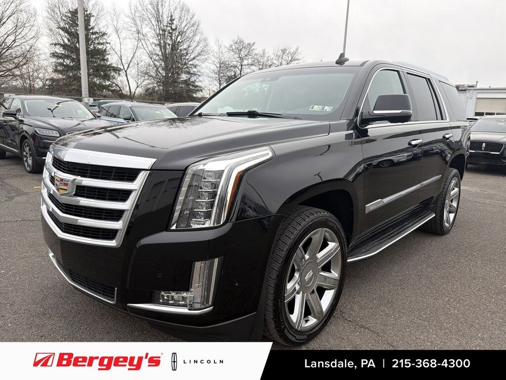 Used 2019 Cadillac Escalade Luxury SUV