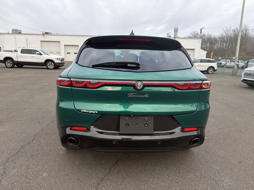 2024 Alfa Romeo Tonale Veloce photo 4