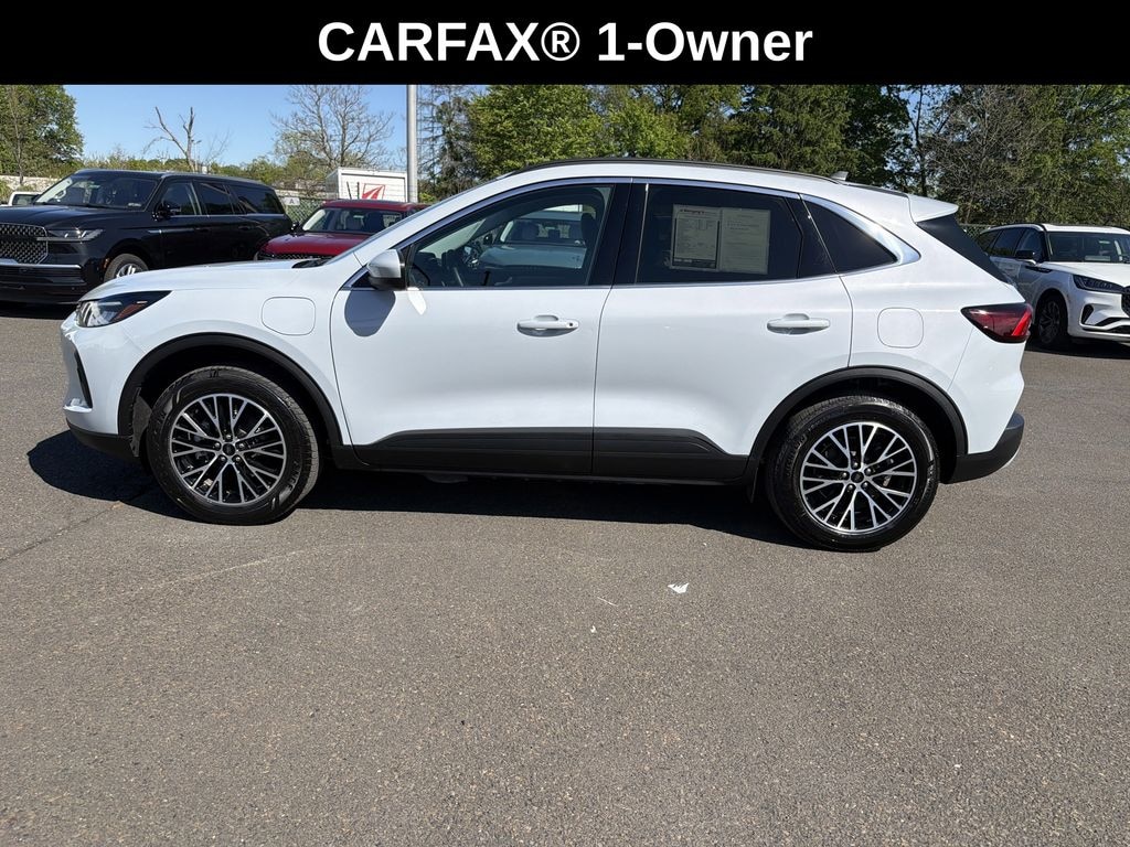 Used 2025 Ford Escape Plug-In Hybrid 2.5L FWD w/ Remote Start & Heated Seats SUV