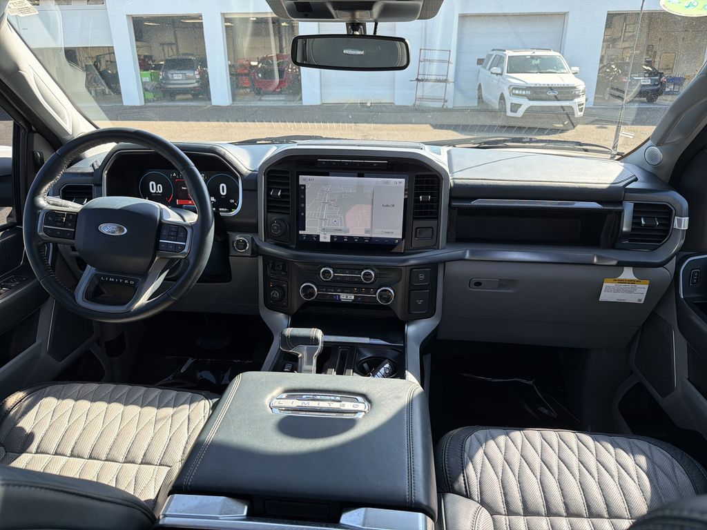 Photo 18