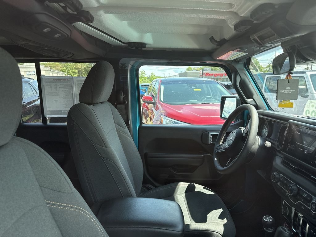 Used 2024 Jeep Wrangler Unlimited 4xe 2.0L 4WD Willys Hard Top w/ Convenience Pkg SUV