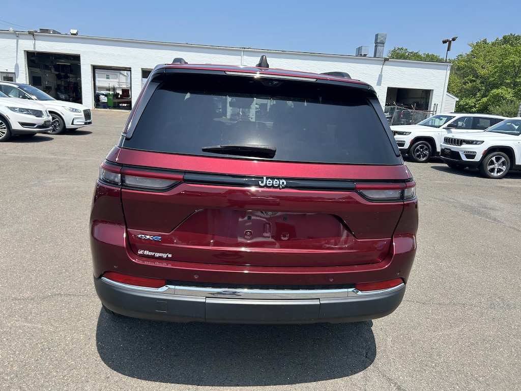 Used 2022 Jeep Grand Cherokee 4xe 2.0L 4WD w/ Luxury Tech Group III SUV