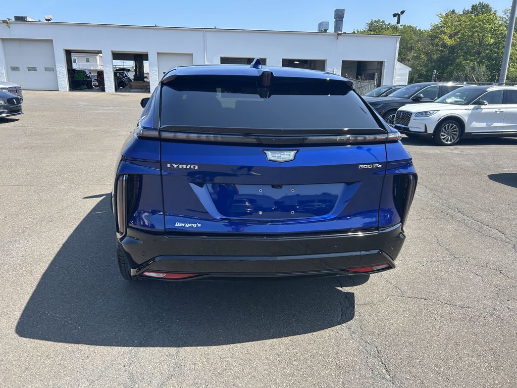 2024 Cadillac Lyriq Sport photo 4