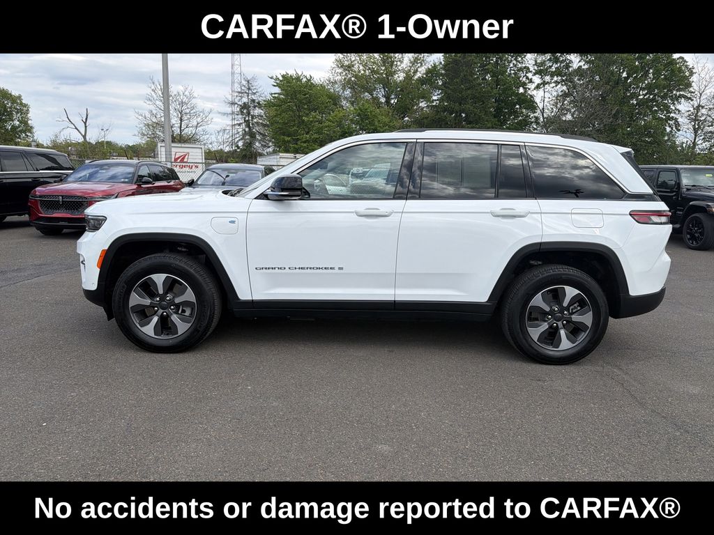XTEINK X4 (ホワイト　開封済) 2022 Jeep Grand Cherokee 4xe 2.0L 4WD w/ Luxury Tech Group III SUV