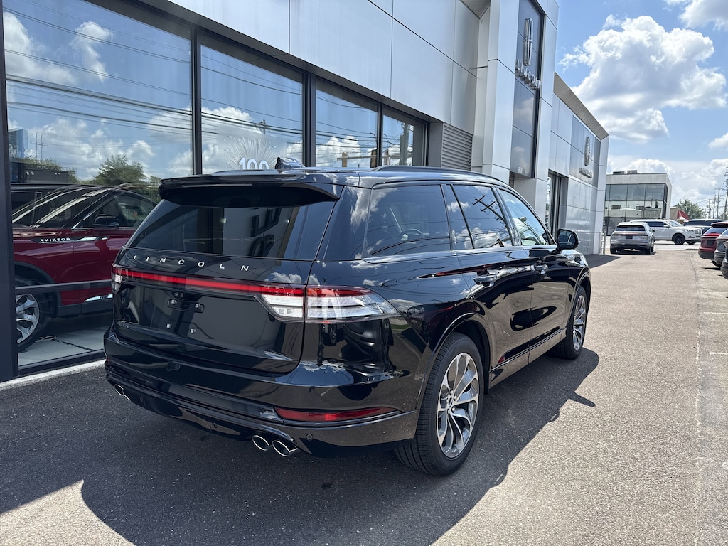 New 2025 Lincoln Aviator 3.0T AWD Premiere II w/ Jet Appearance Pkg SUV