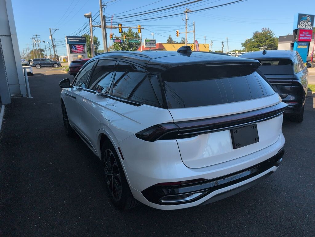 New 2025 Lincoln Nautilus Hybrid 2.0L AWD Reserve III w/ Panoramic Moonroof & Nav SUV