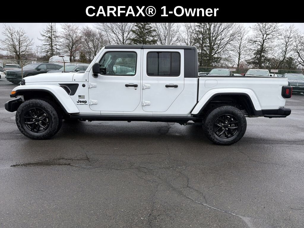 Used 2023 Jeep Gladiator 3.6L 4WD Freedom Hard Top w/ Cold Weather & Convenience Pkg Truck