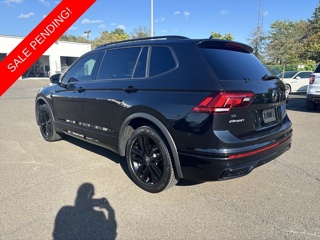 Used 2022 Volkswagen Tiguan 2.0T AWD SE R-Line Black Edition w/ Panoramic Moonroof SUV