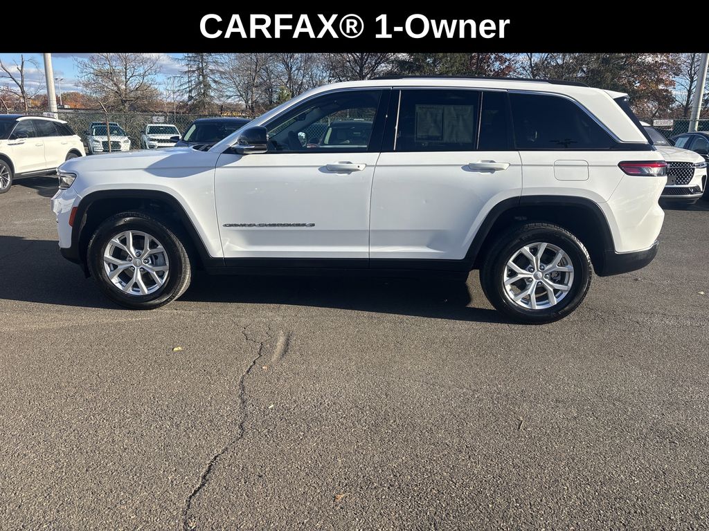 2023 Jeep Grand Cherokee Limited photo 2