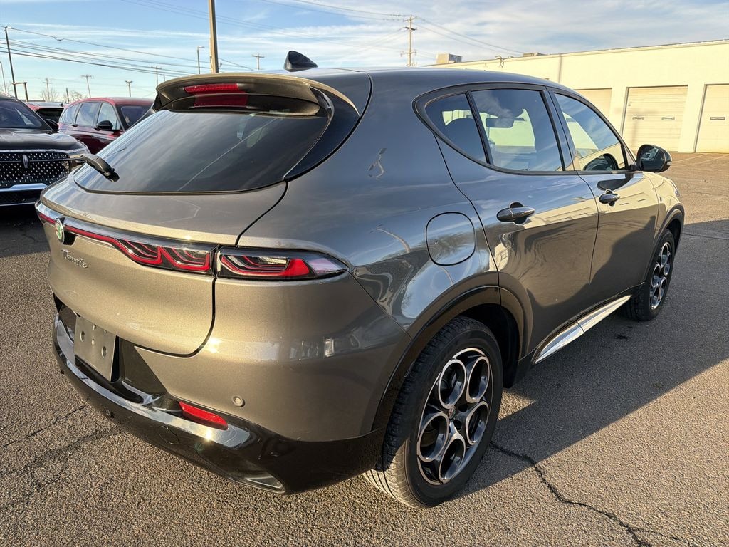 Used 2024 Alfa Romeo Tonale 1.3T EAWD Tonale w/ Premium Interior Pkg SUV