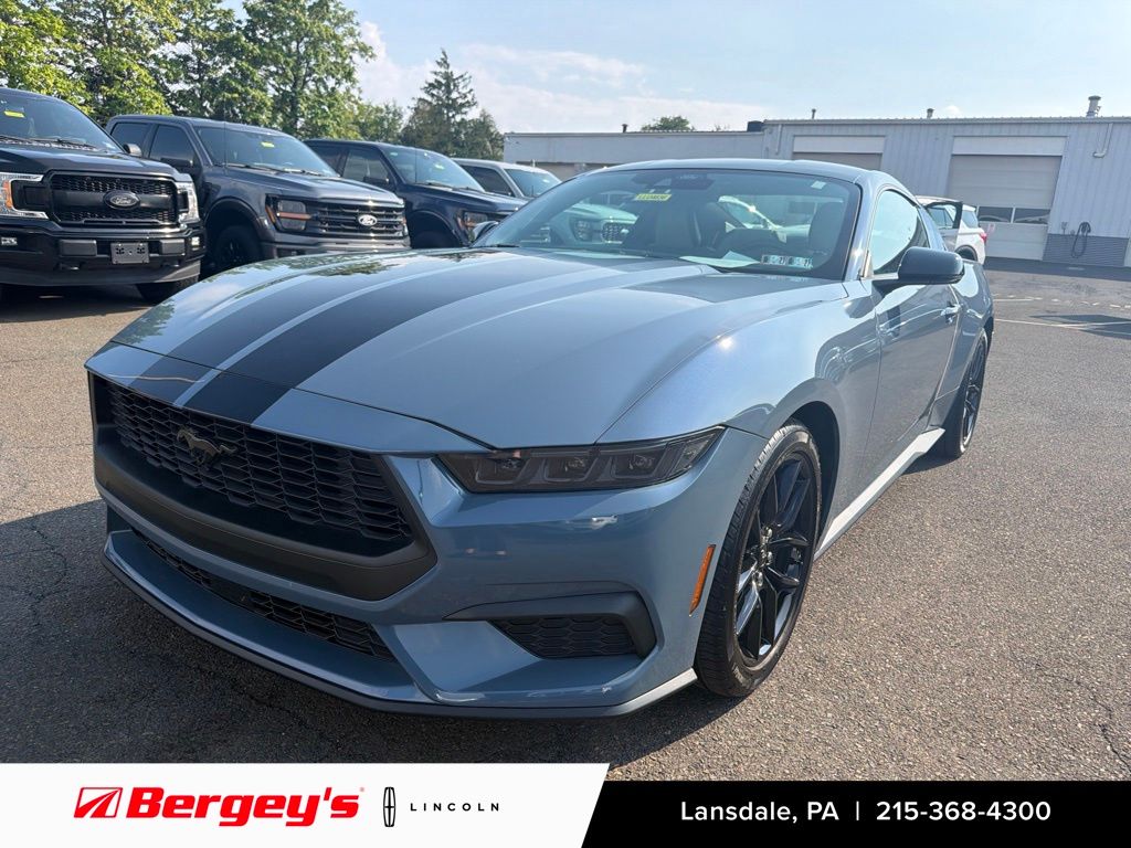 2025 Ford Mustang Coupe 