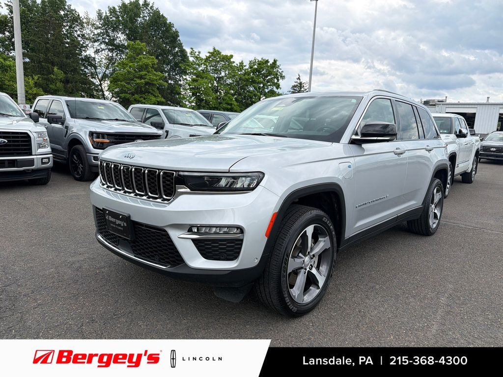 Used 2023 Jeep