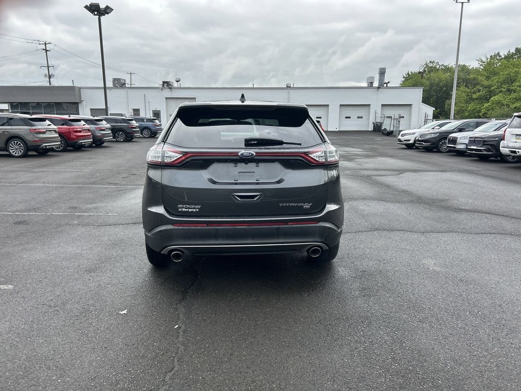 Used 2018 Ford Edge 3.5L AWD Titanium w/ Panoramic Moonroof & Nav SUV