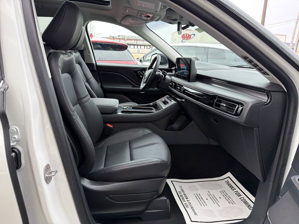 2025 Lincoln Aviator Premiere - Photo 7