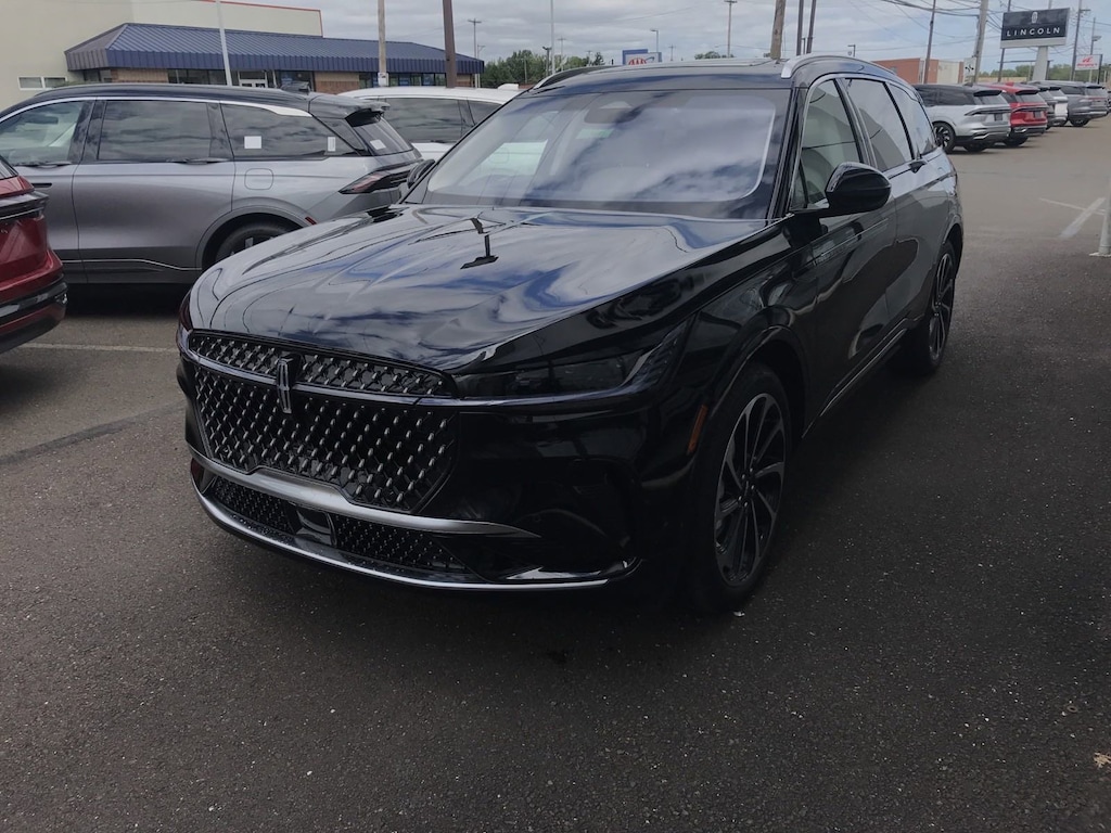 New 2024 Lincoln Nautilus Hybrid 2.0L AWD Black Label w/ Panoramic Vista Roof & Nav SUV