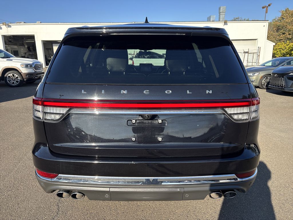 2020 Lincoln Aviator Reserve Luxury photo 3