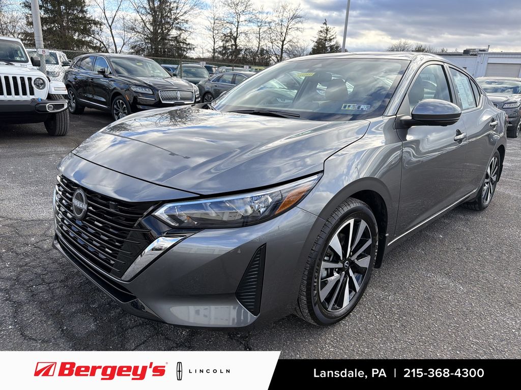 2025 Nissan Sentra SV's photo