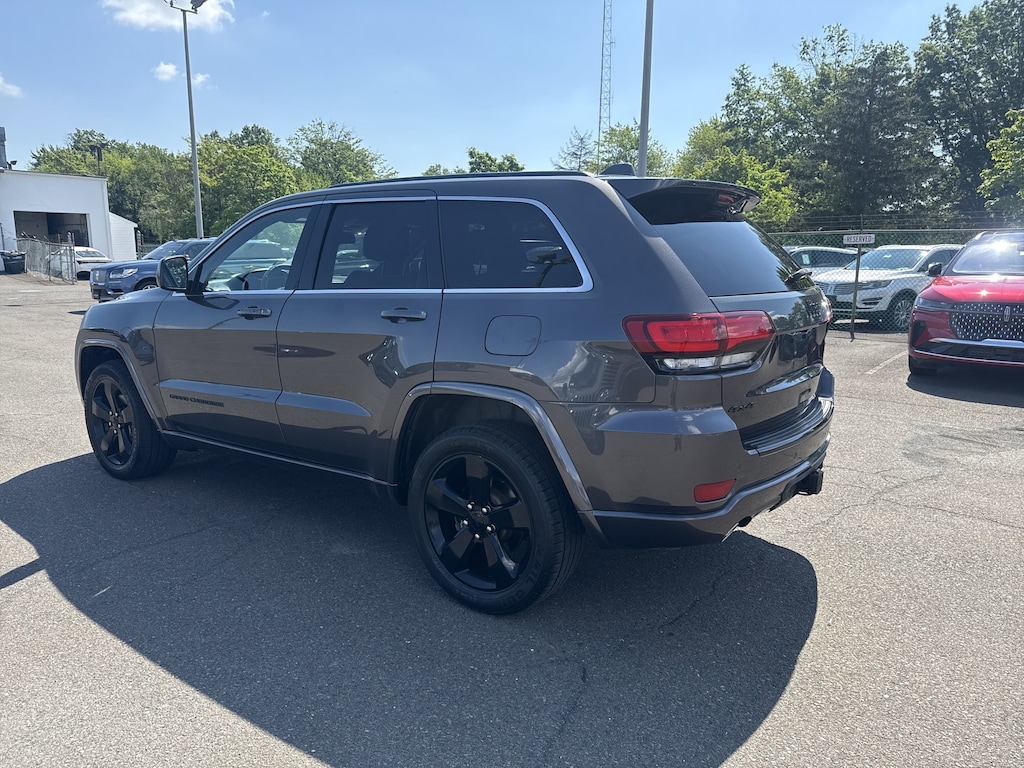 Used 2015 Jeep Grand Cherokee 3.6L 4WD Altitude w/ Altitude II & Trailer Tow Pkg SUV