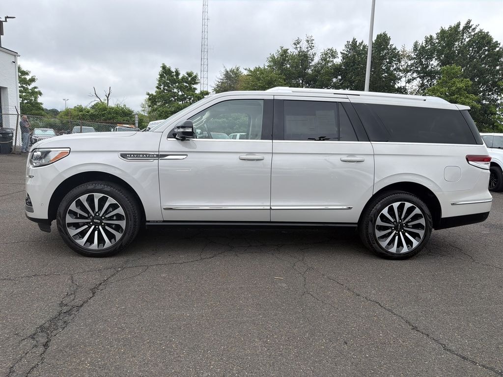 Certified 2024 Lincoln Navigator L 3.5T 4WD Reserve w/ Luxury Pkg SUV