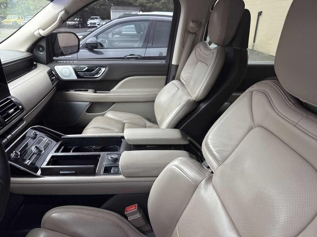 Certified 2023 Lincoln Navigator L 3.5T 4WD Reserve w/ Panoramic Vista Roof & Navigation SUV