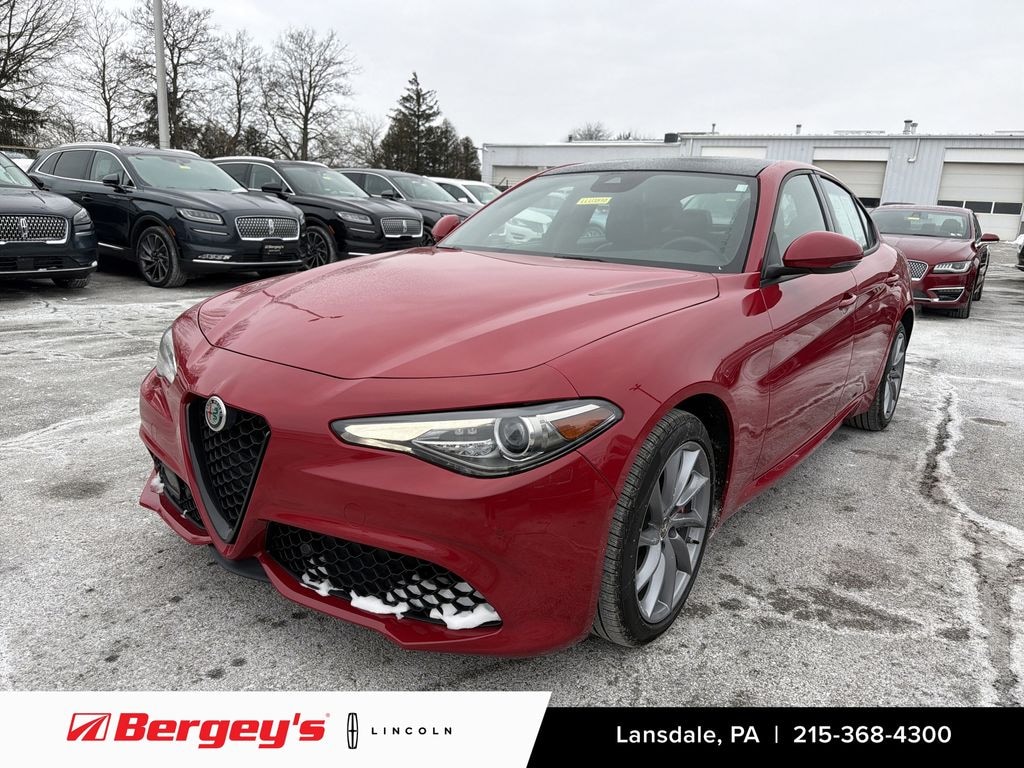 Used 2023 Alfa Romeo Giulia 2.0T AWD Sprint w/ Premium Interior Pkg Sedan