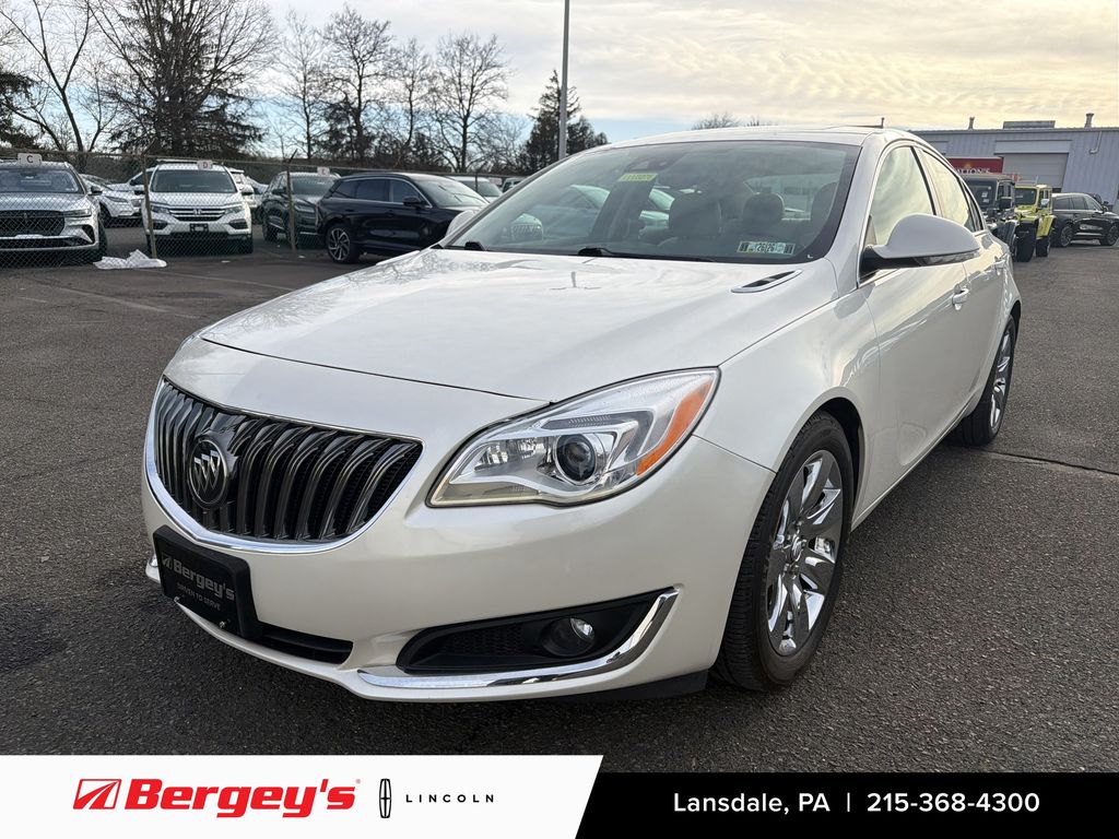 2015 Buick Regal Premium's photo