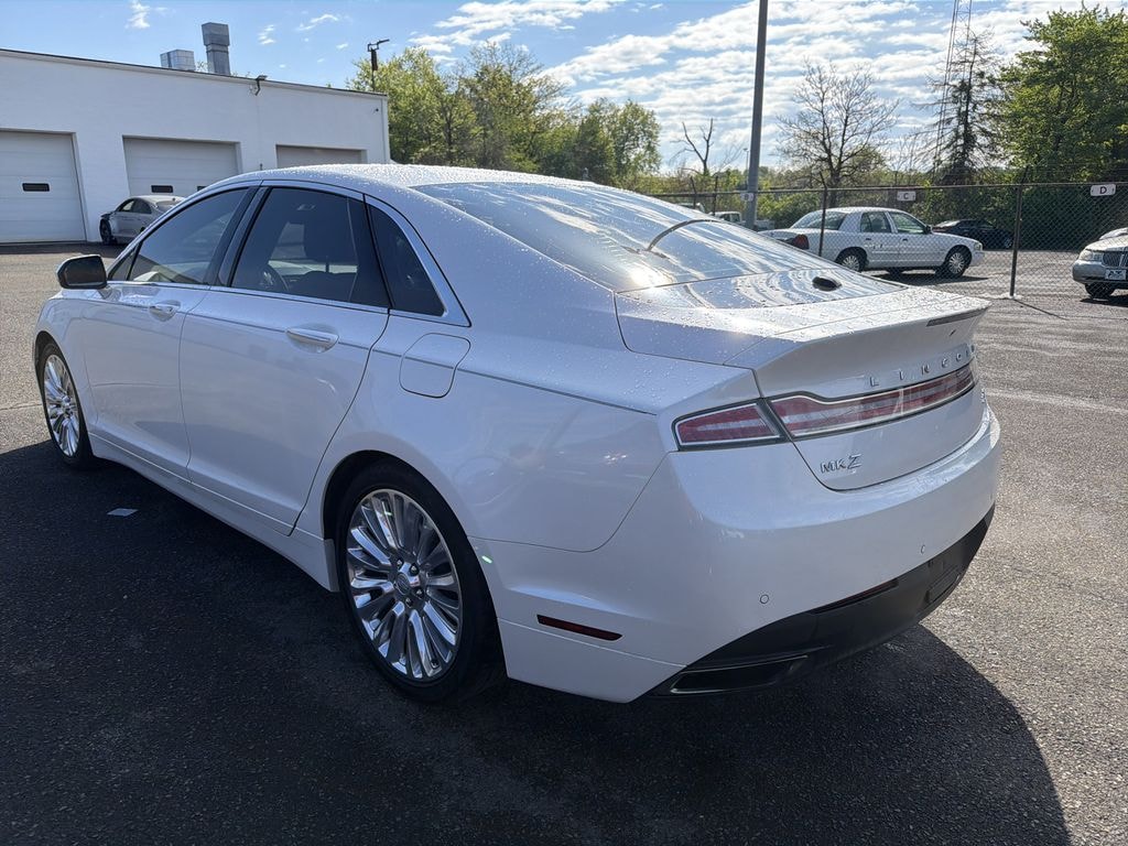 Used 2015 Lincoln MKZ 2.0L AWD w/ Moonroof & Navigation Sedan