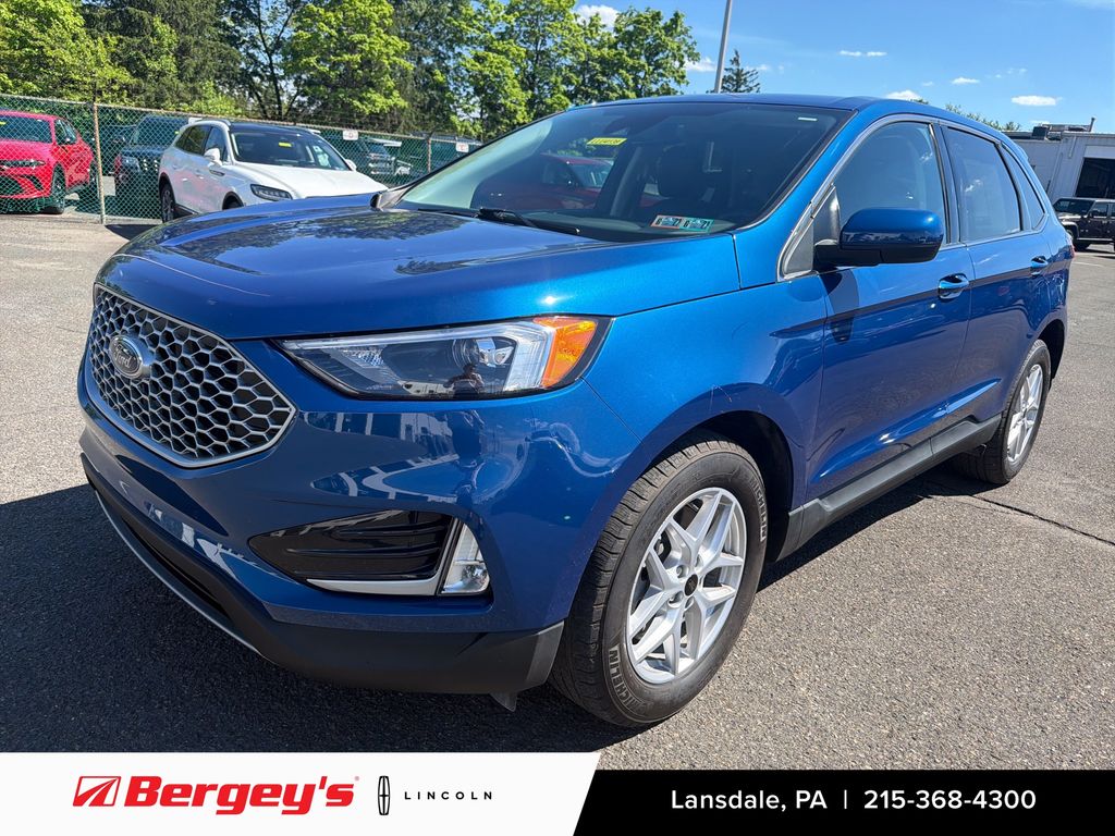 2023 Ford Edge