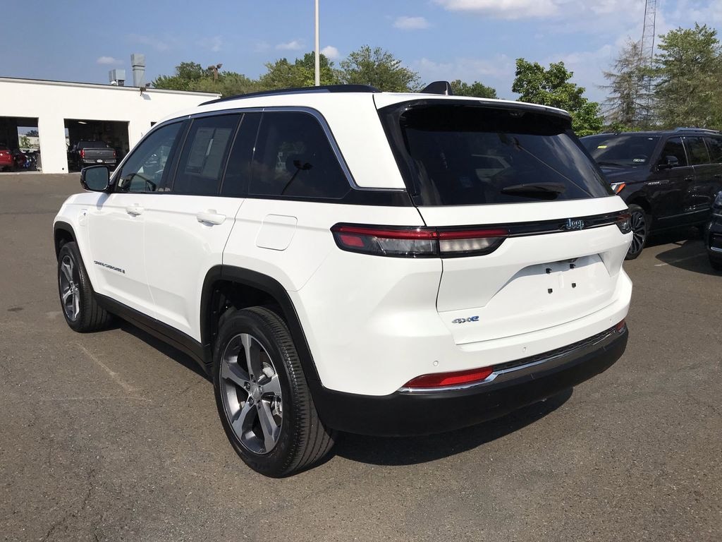 Used 2023 Jeep Grand Cherokee 4xe 2.0L 4WD w/ Luxury Tech II Pkg SUV