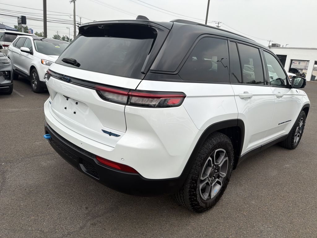 売り切れ 2022 Jeep Grand Cherokee 4xe 2.0L 4WD Trailhawk w/ Luxury Tech