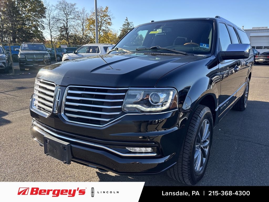 Used 2016 Lincoln Navigator L 3.5T 4WD Select w/ Moonroof & Navigation SUV