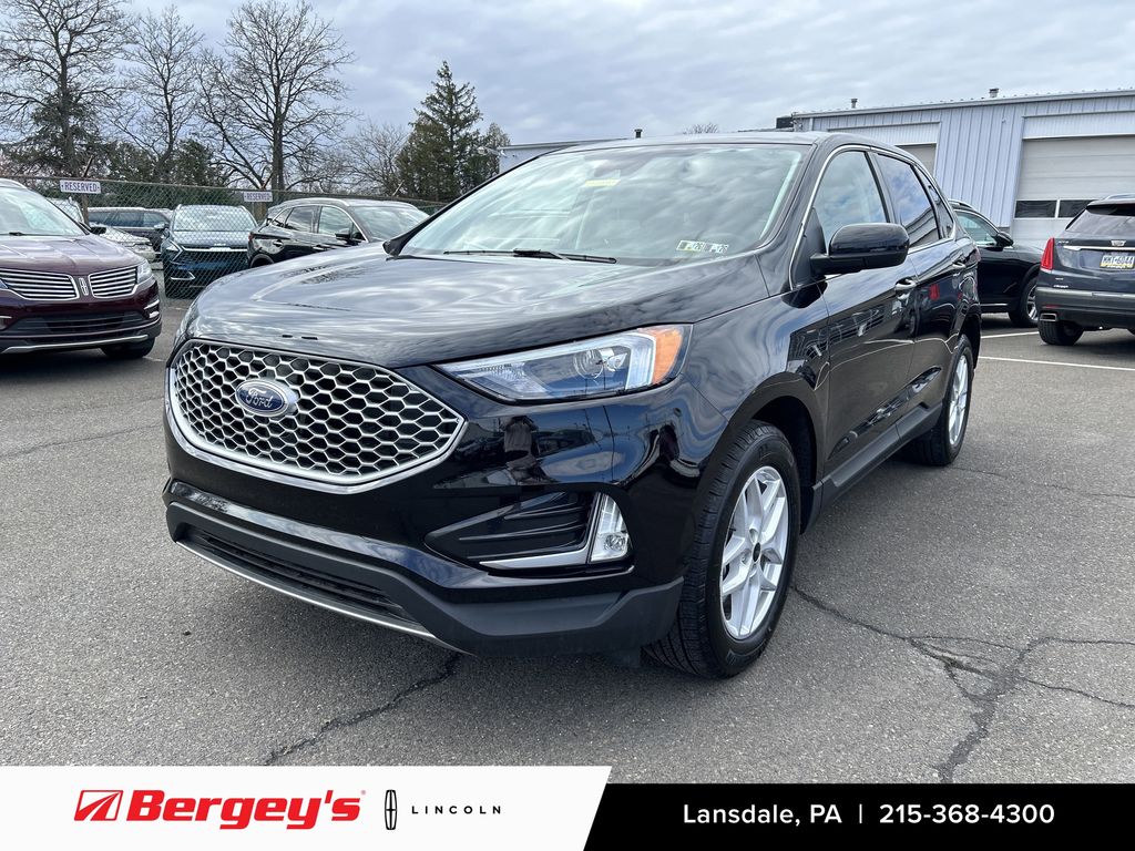 2023 Ford Edge SUV 