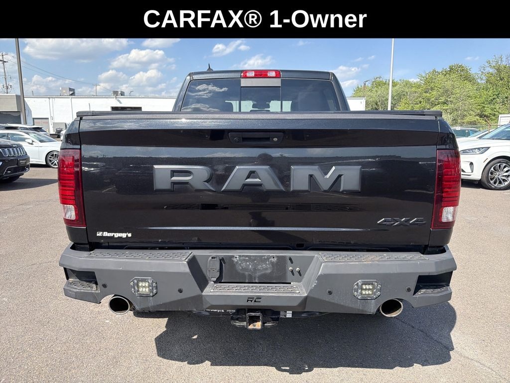 Used 2017 Ram 1500 5.7L 4WD Night Edition Crew Cab w/ Convenience Pkg Truck