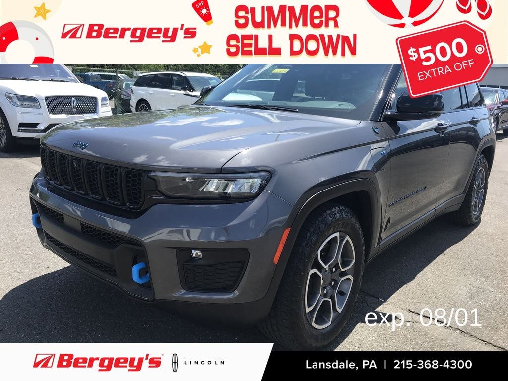 Used 2022 Jeep Grand Cherokee 4xe 2.0L 4WD Trailhawk w/ Navigation SUV