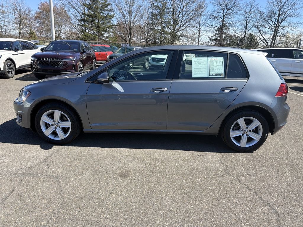 Used 2017 Volkswagen Golf 1.8T FWD Wolfsburg Edition w/ Moonroof & Manual Transmission Hatchback