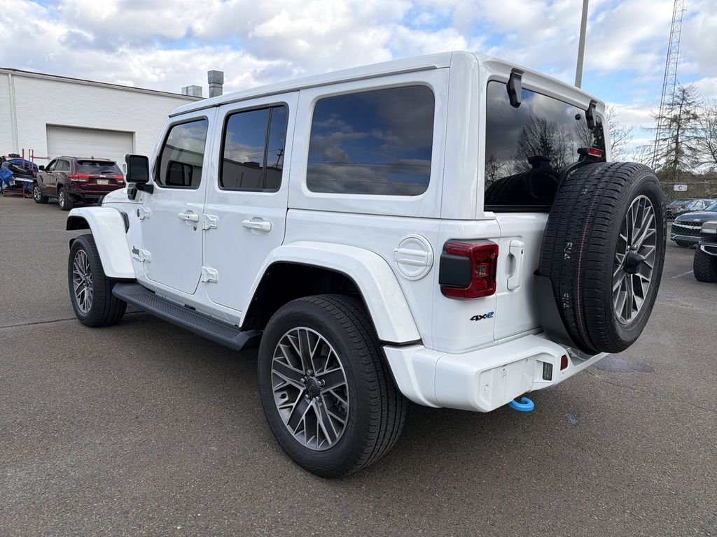 2022 Jeep Wrangler Unlimited Sahara High Altitude 4xe photo 3