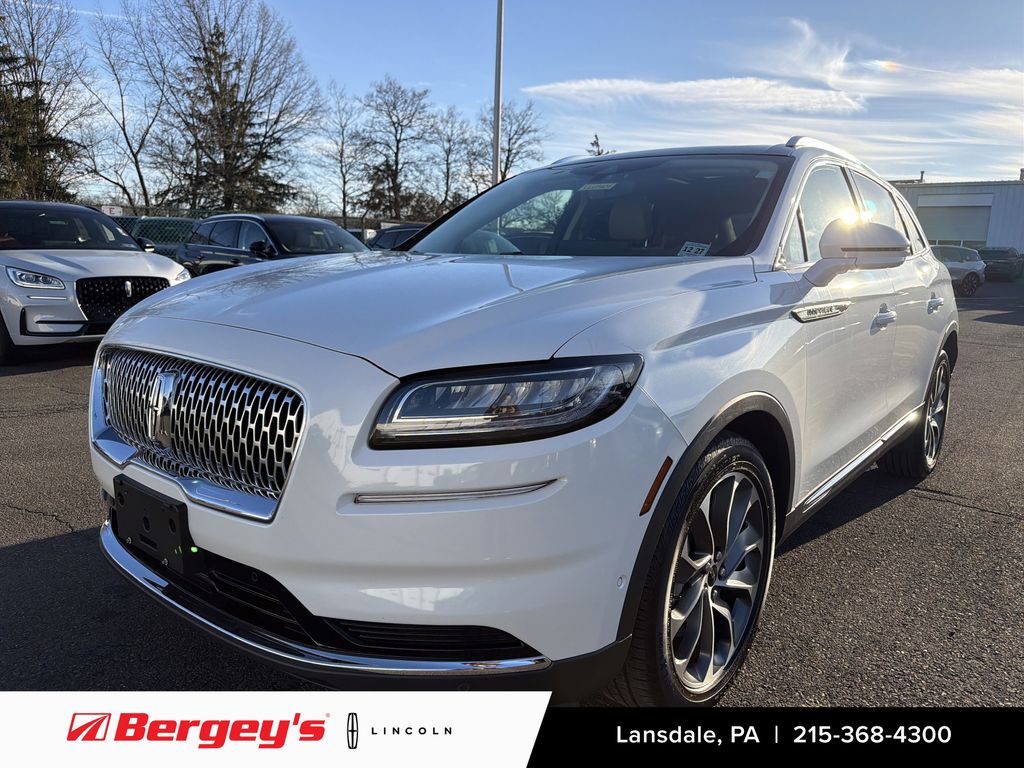 2022 Lincoln Nautilus Reserve's photo