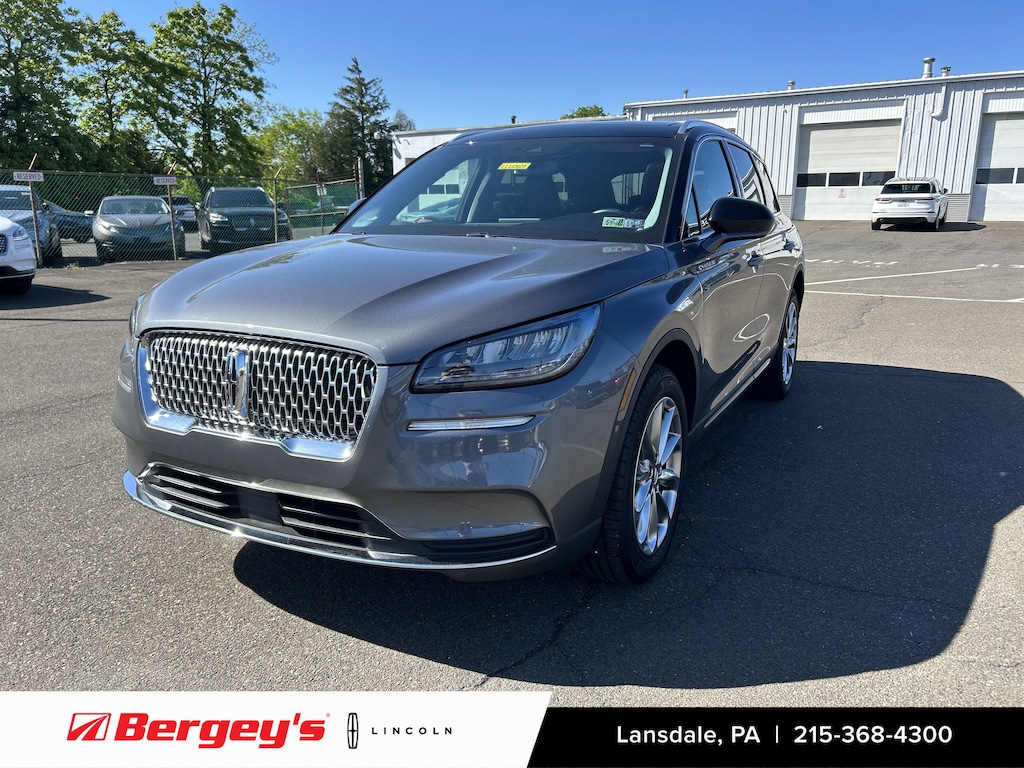 Used 2022 Lincoln Corsair 2.0T AWD Standard I w/ Premium & Elements Pkg SUV