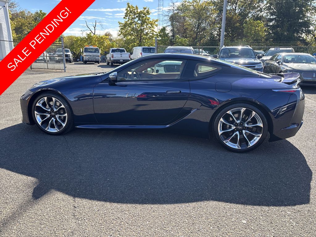2018 Lexus LC 500 photo 2