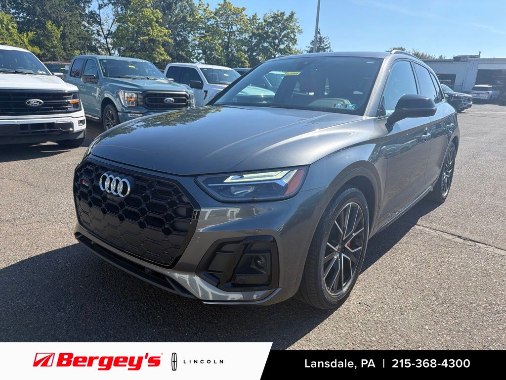 2024 Audi SQ5 Premium Plus