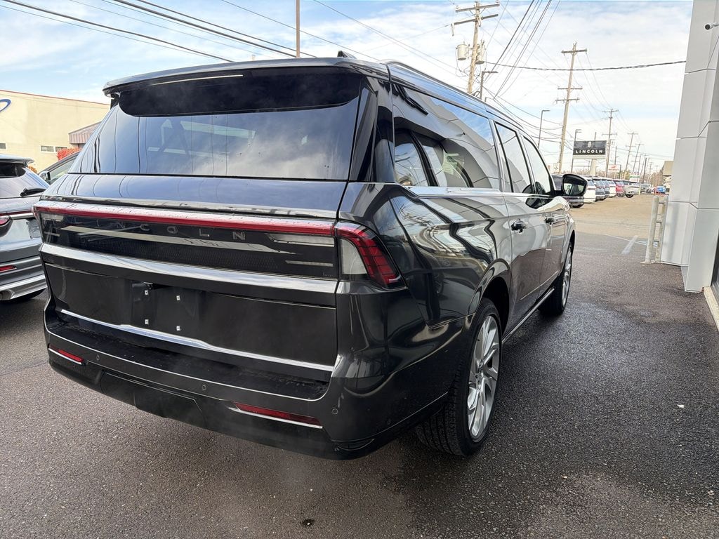 New 2025 Lincoln Navigator L 3.5T 4WD Reserve w/ Panoramic Moonroof & Nav SUV