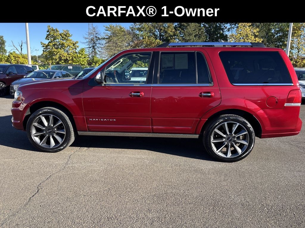 Used 2016 Lincoln Navigator 3.5T 4WD w/ Moonroof & Navigator SUV