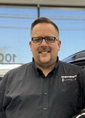 Staff member Al Leonhardt from ID_f88a28